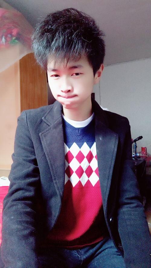 毕文俊个人资料,才华横溢的青年才俊，引领时代潮流的先锋人物