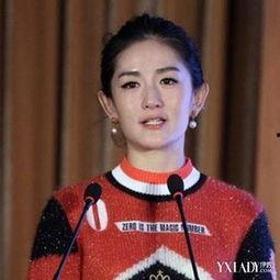 谢娜背景是谁,从草根艺人到综艺女王，揭秘其背后的神秘力量